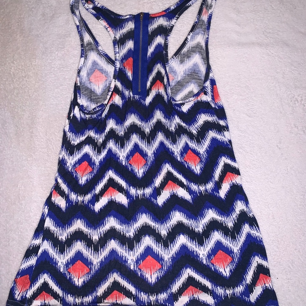 Cute Tank Top - Picture 2 of 3